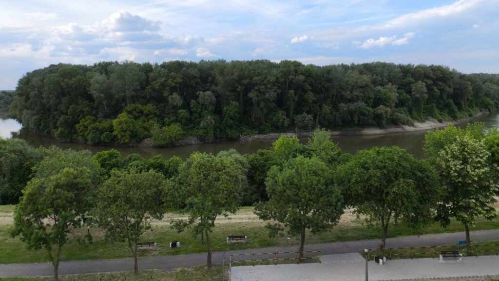 Tiszakécskei Tisza kanyarulat.