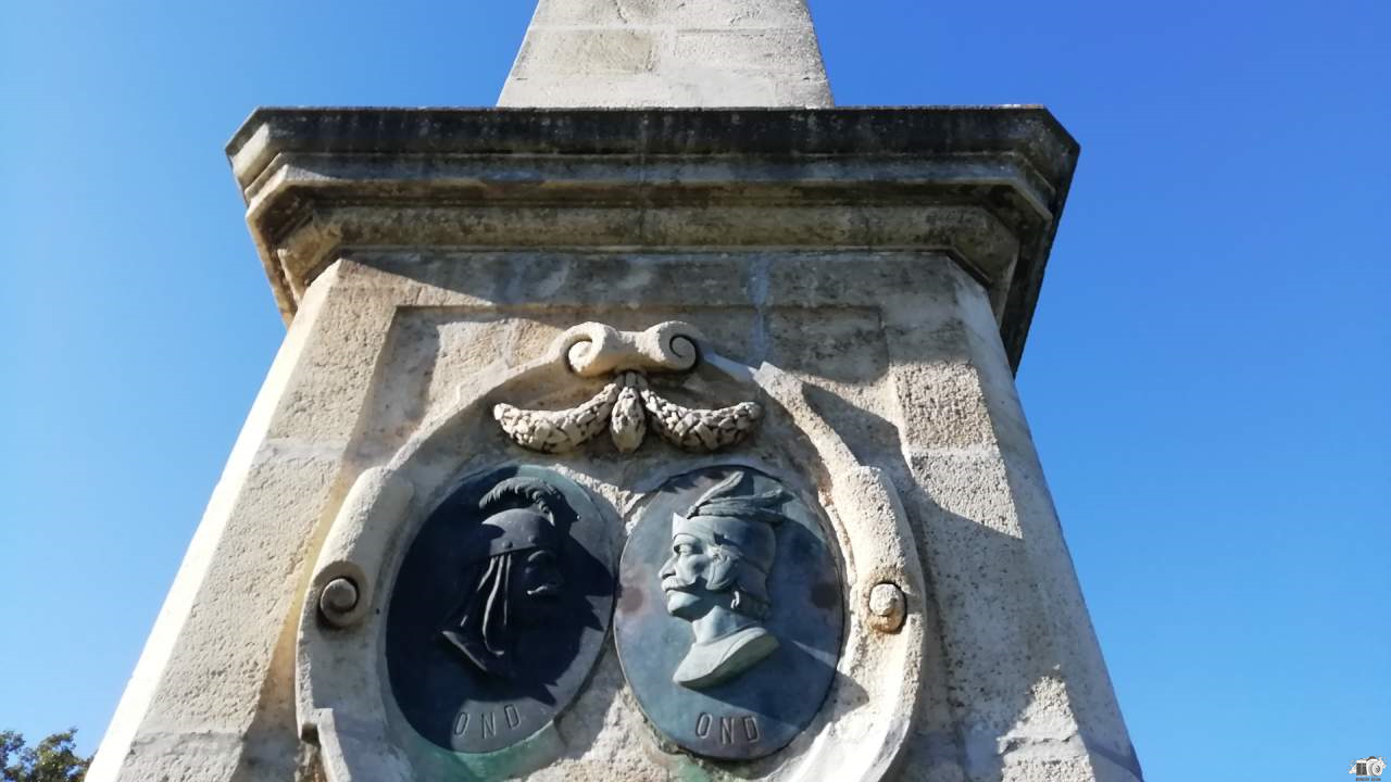 Hétvezér emlékmű.